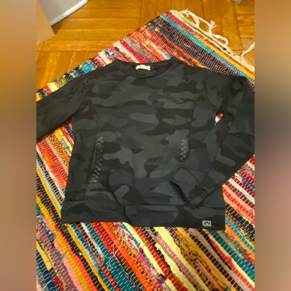 Nice shirt size 5 good condition appaman brand